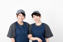 プラスチック製品の製造・出荷スタッフ