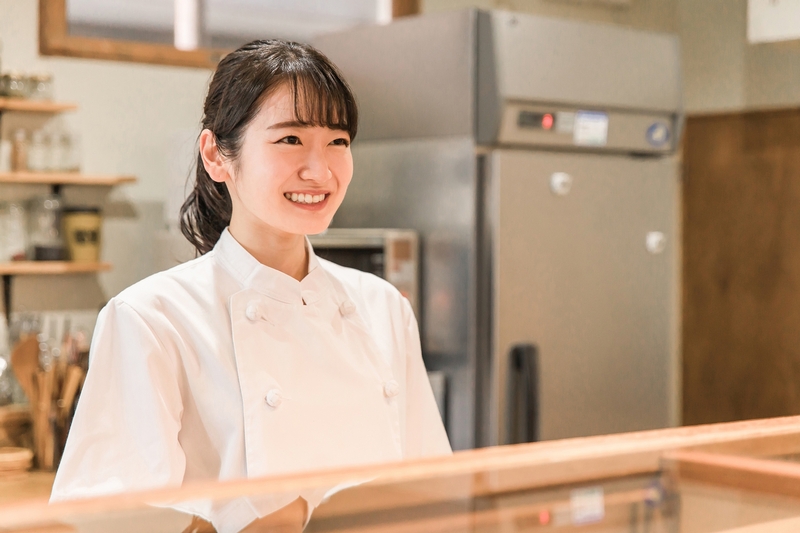 こども園での給食調理スタッフ
