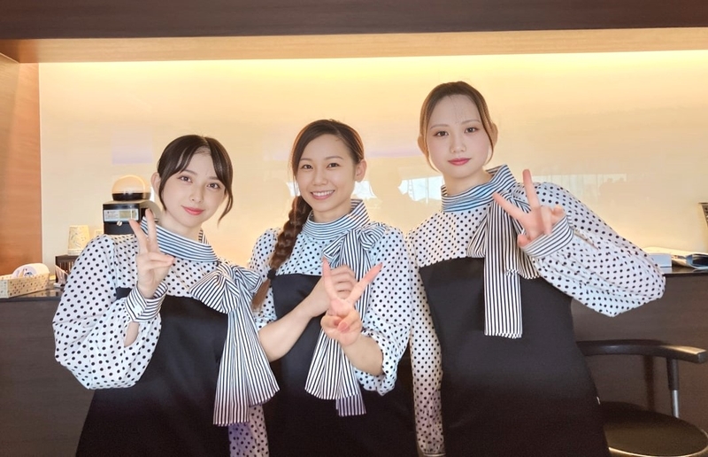 ボートピアの夕方受付、案内スタッフ