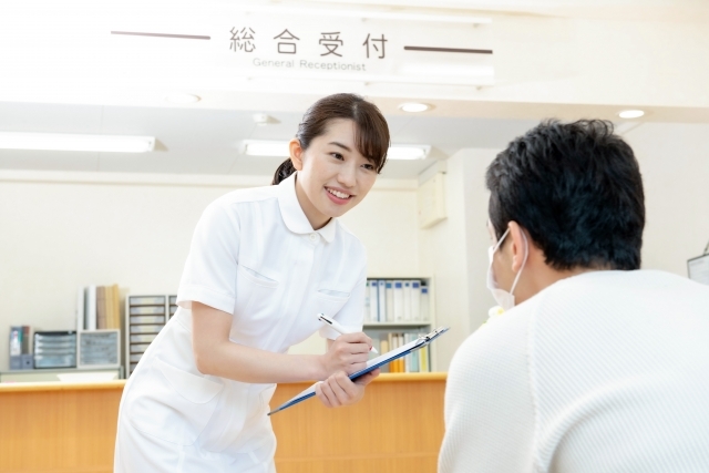 病院での外来受付や事務業務 / 電話対応やPC入力