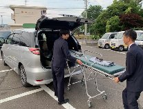 夜勤　電話受付メイン・館内清掃