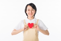 お食事の配膳／食事介助／着替え介助