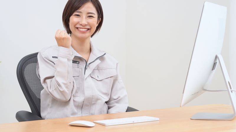 工場の事務補助スタッフ