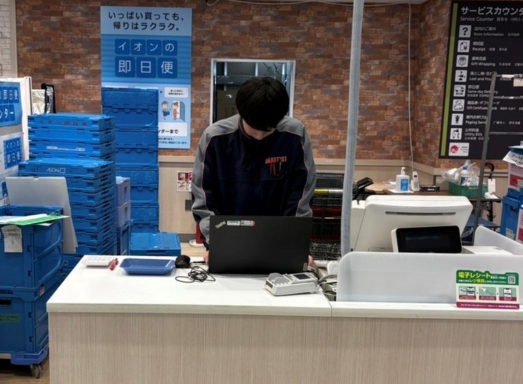 受付・梱包・軽作業スタッフ