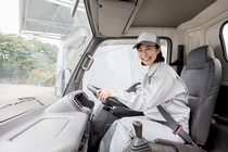 4ｔ～大型車でのセンターへの食品の配送ドライバー