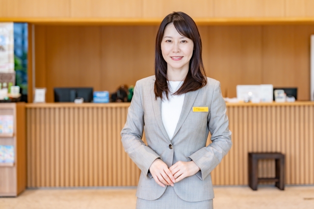 企業受付スタッフ