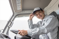 2ｔ車での企業向け一般貨物の集配ドライバー