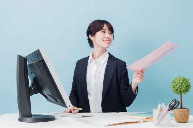 病棟クラーク　 書類のチェックやカルテ準備